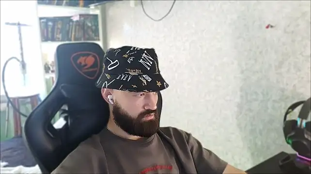 _Serious_Man élő XXX-chatje