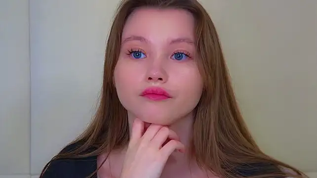 Chat +18 de KeiraAsti ao vivo