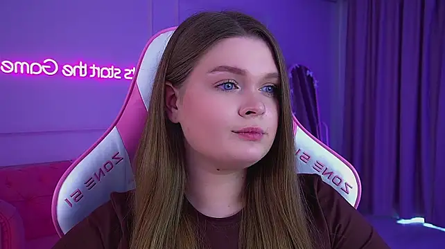 CrystalLyonsn Live XXX chat