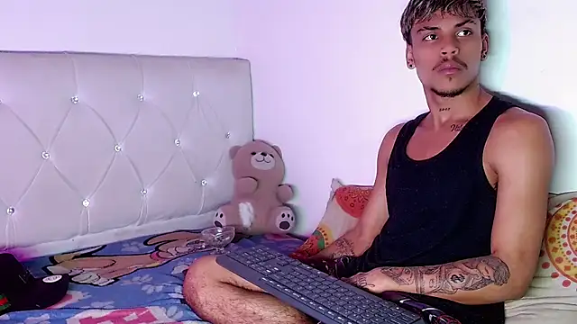 Chat XXX en directo de Angel_foxc13