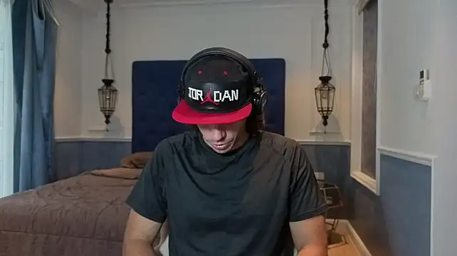 Marrymeplz's Live XXX Chat