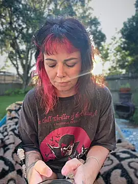 MarlaFknSinger's Live XXX Chat