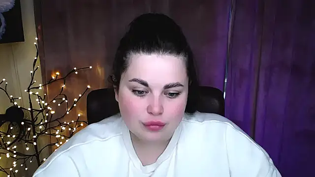 Chat +18 de Emily_Mo ao vivo