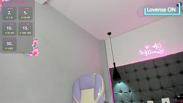scarletcherry18 live XXX chat