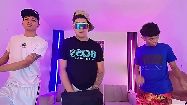 Chat +18 de GoldenDuoheat ao vivo