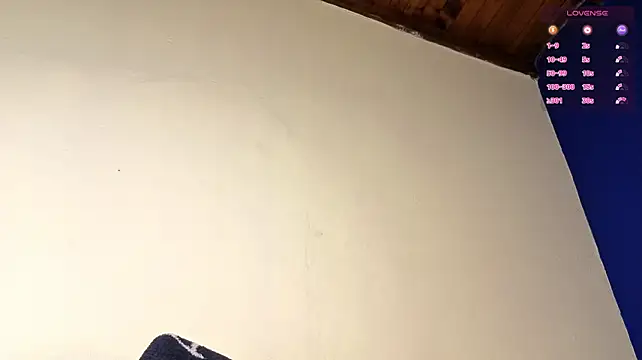 yojxn – Naživo XXX chat