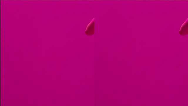 XXX chat uživo modela DND-588