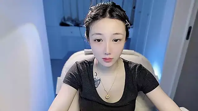 Ccc7- লাইভ XXX চ্যাট