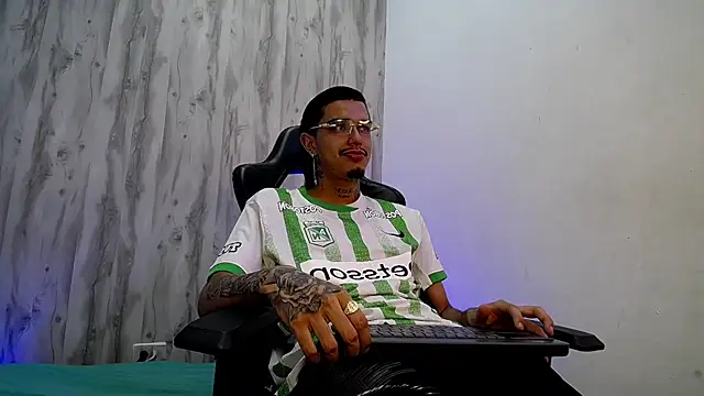 Онлайн чат XXX Tayson_Hot