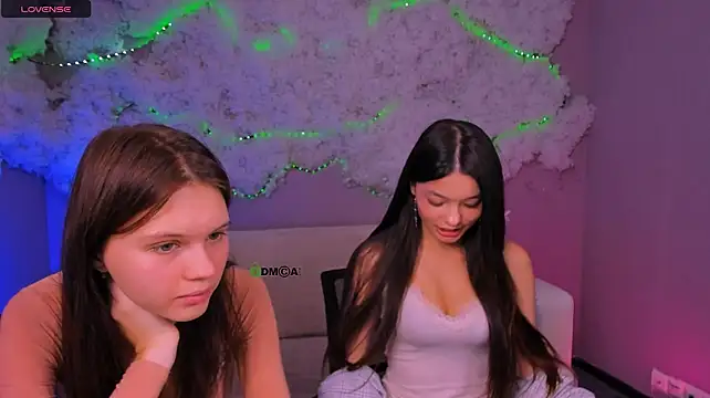 itscharlliee Chat XXX in diretta