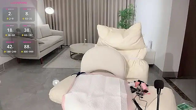 kulomiyeen Live XXX chat