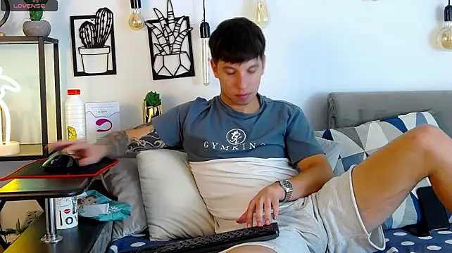 XXX chat uživo modela ThomasEdisonn