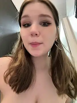 PumaShyXD Adlı Modelin Canlı XXX Sohbeti