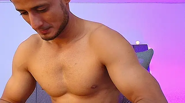 Adonys_Lewis_のライブXXXチャット