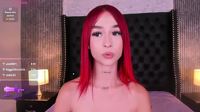 _bella_rossee_'s Live XXX Chat