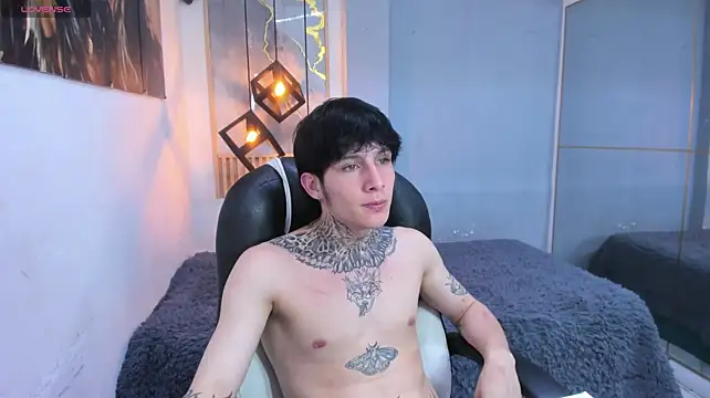 Chatroom XXX en direct de Cry_thereal