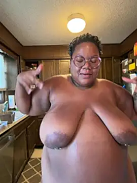 InterRacialFacial7296's Webcam Show