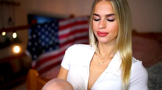 Emilyvanroessel: онлайн-секс-чат