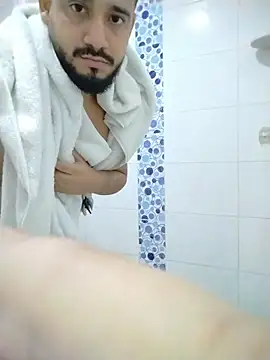 BadboyX333 élő XXX-chatje