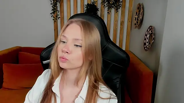 IowaBrosnan's Live XXX Chat