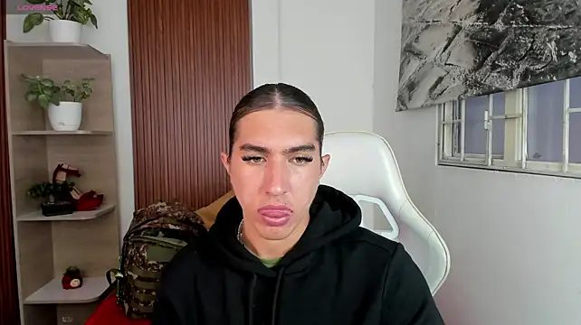 Merlia Chat XXX live