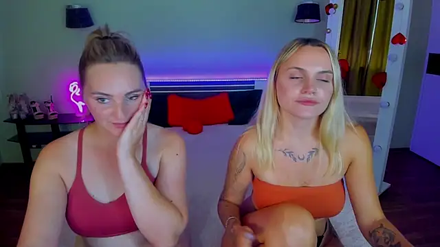 MagicEyess' Live XXX Chat