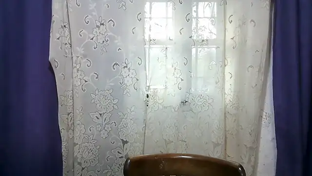 צ'אט XXX בשידור חי של ExquisiteMature