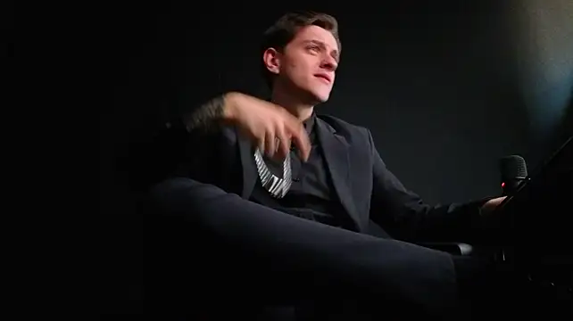 FelixStarkk XXX чат на живо