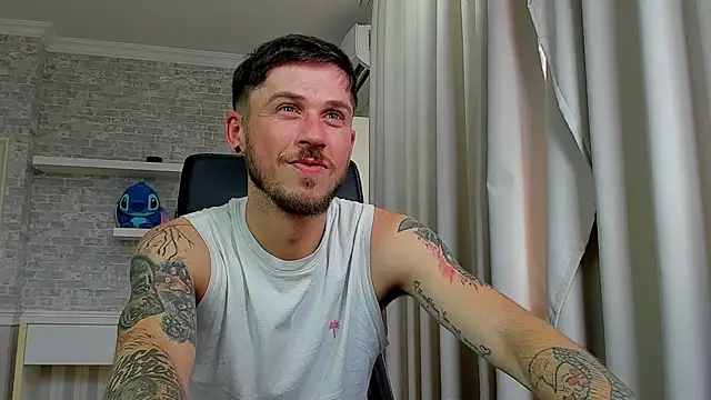 JonahShawn Live XXX chat