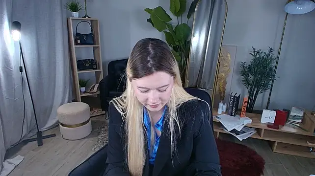 CelestineMauriac Live XXX-chat