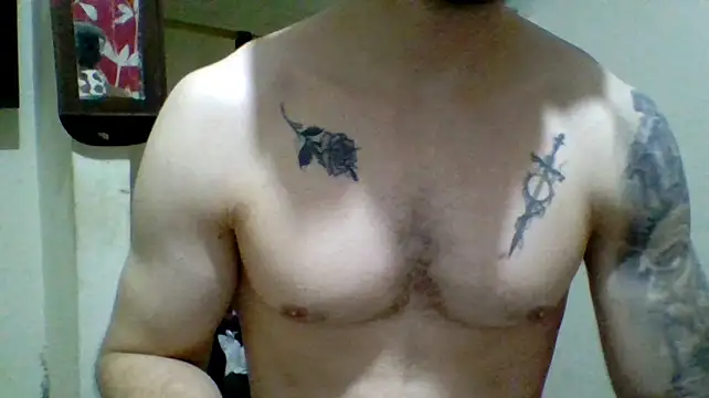 XXX chat uživo modela Kenner_fox77