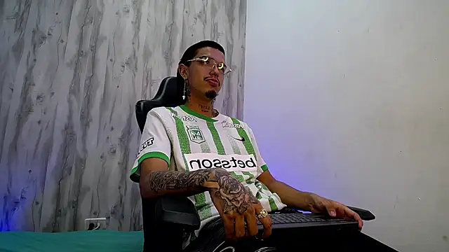 Tayson_Hot live XXX chat