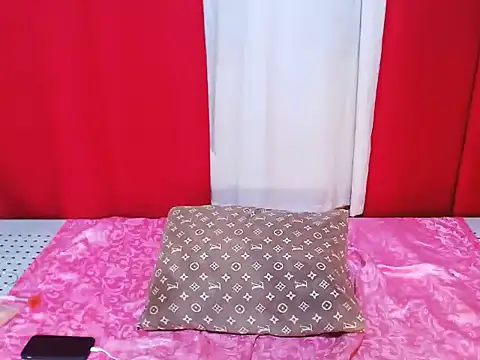 Vowtoyourqueen Live XXX-Chat
