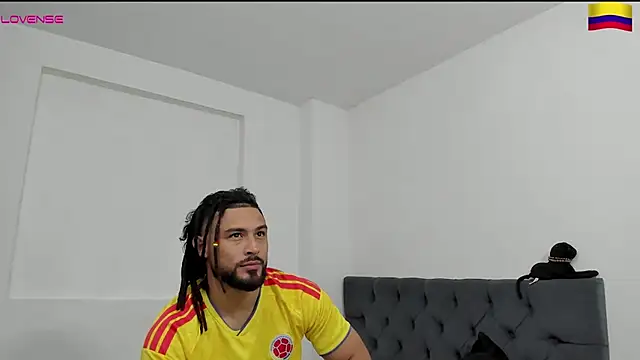 Živý XXX chat Louis_marley__