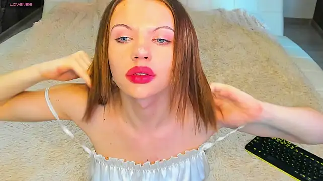 Keit_princess élő XXX-chatje
