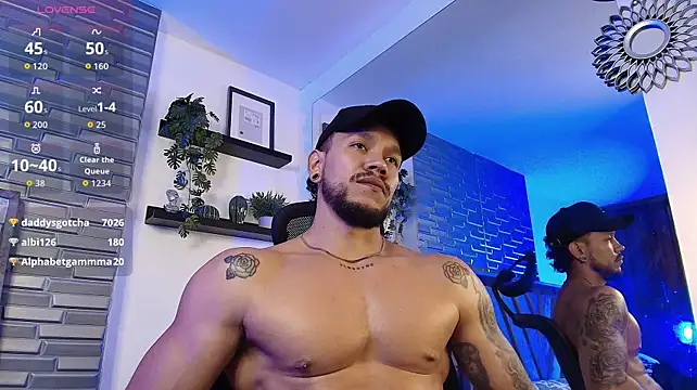 Chat XXX ao vivo de ARON_TAYLER01