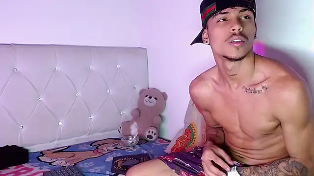 Chat +18 de Angel_foxc13 ao vivo
