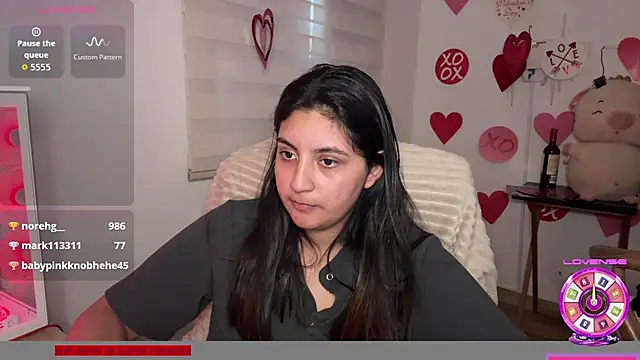 cloe_small's Live XXX Chat