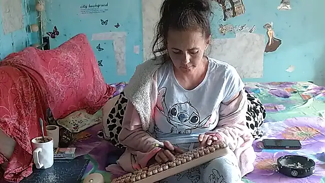 brighteyes77's Live XXX Chat