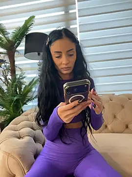 FeetVibe's Live XXX Chat
