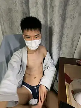 Webkamerová show Zhang_yiovo