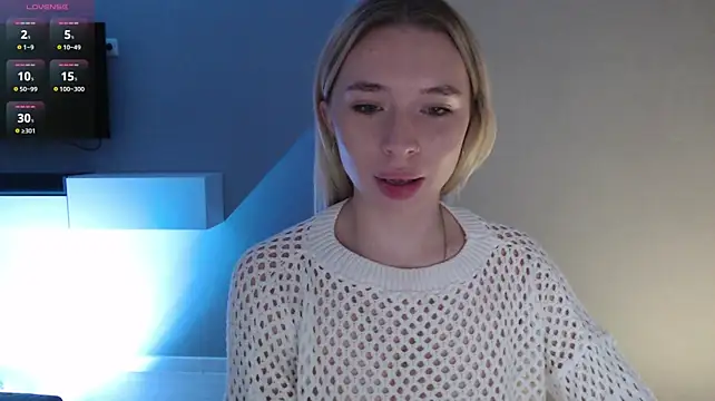 Emily_Hartt – Live XXX-chat