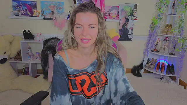 Real_Tini's Live XXX Chat