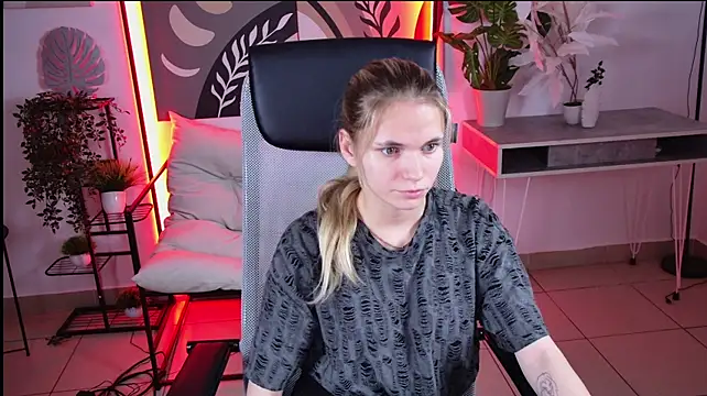 effyfetcher's Live XXX Chat