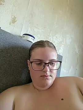 CurvyPaar2 – Naživo XXX chat