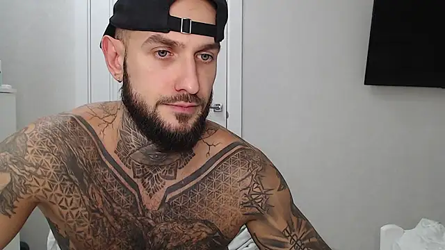 צ'אט XXX בשידור חי של maxi_foxxx