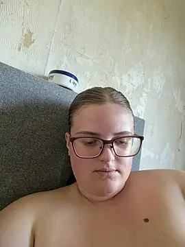 CurvyPaar2 Live XXX Chat
