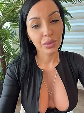 دردشة ReynaMorel الجنسية المباشرة
