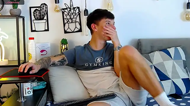 ThomasEdisonn – Naživo XXX chat