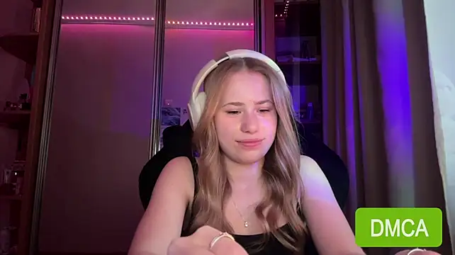 Aurorain's Live XXX Chat